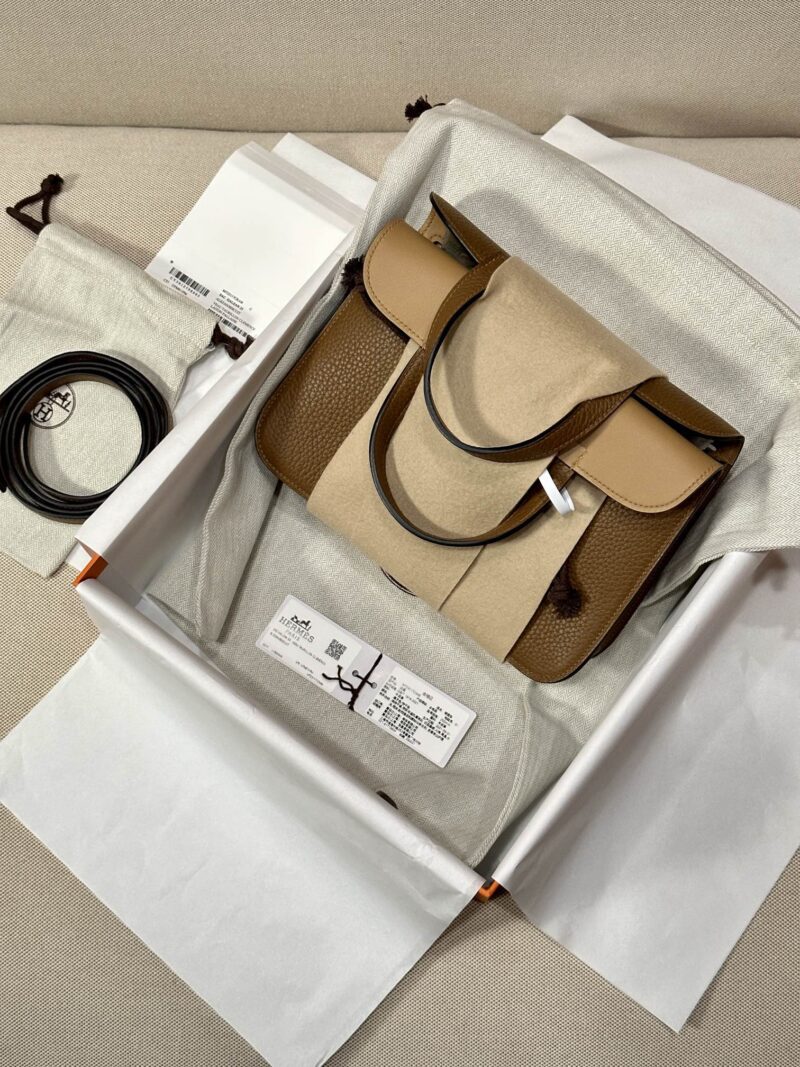 Hermès Halzan 25 Clemence Alezan & Biscuit Silver Hardware
