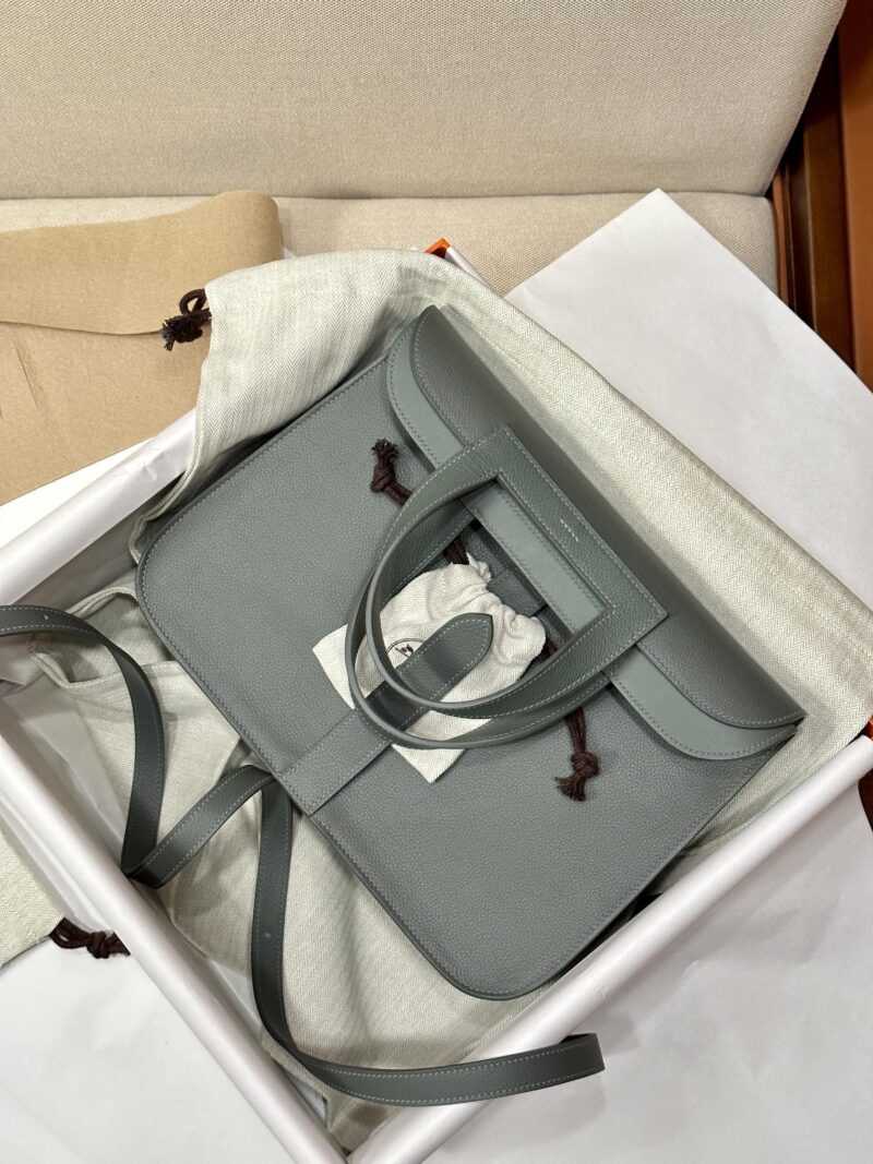 Hermès Halzan 31 Evercolor Vert Amande Gold Hardware