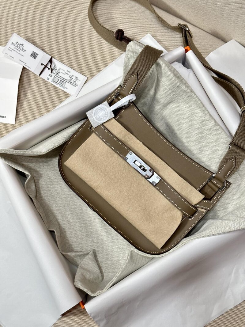 Hermès Jypsiere 23 Swift Etoupe Silver Hardware
