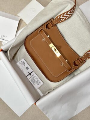 Hermès Mini Jypsiere 23 Swift Gold Gold Hardware