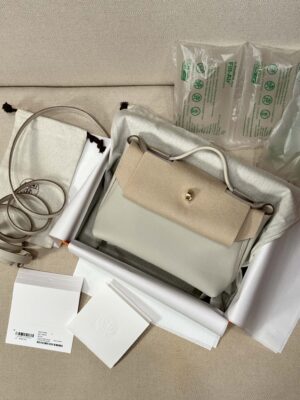 Hermès Mini Kelly 2424 Evercolor & Swift Beton Gold Hardware