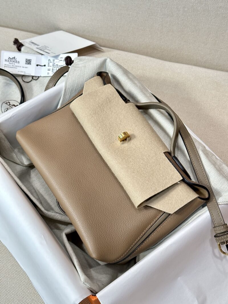Hermès Mini Kelly 2424 Evercolor & Swift Beige Weimer & Etoupe Gold Hardware - Image 2