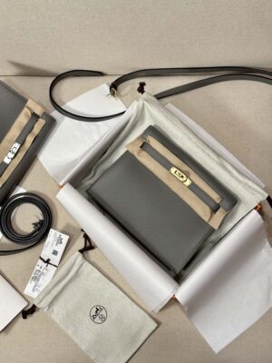 Hermès Kelly Danse 22 Evercolor Gris Meyer Gold Hardware
