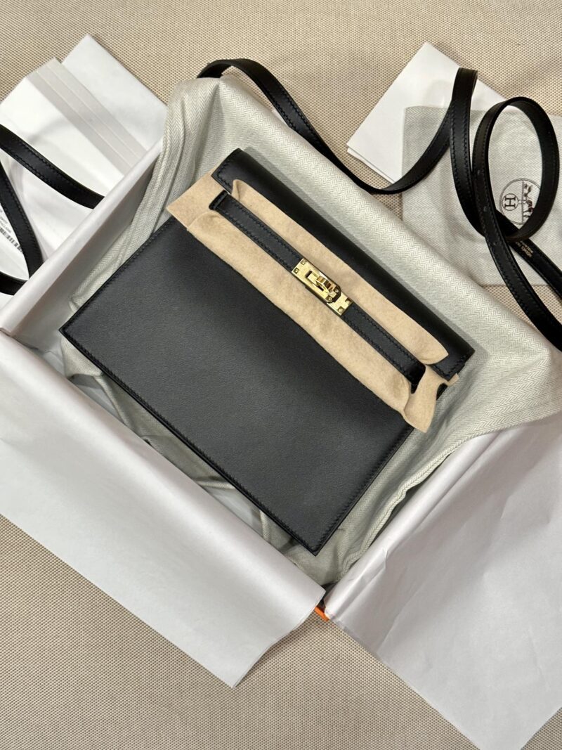 Hermès Kelly Danse 22 Swift Noir Gold Hardware