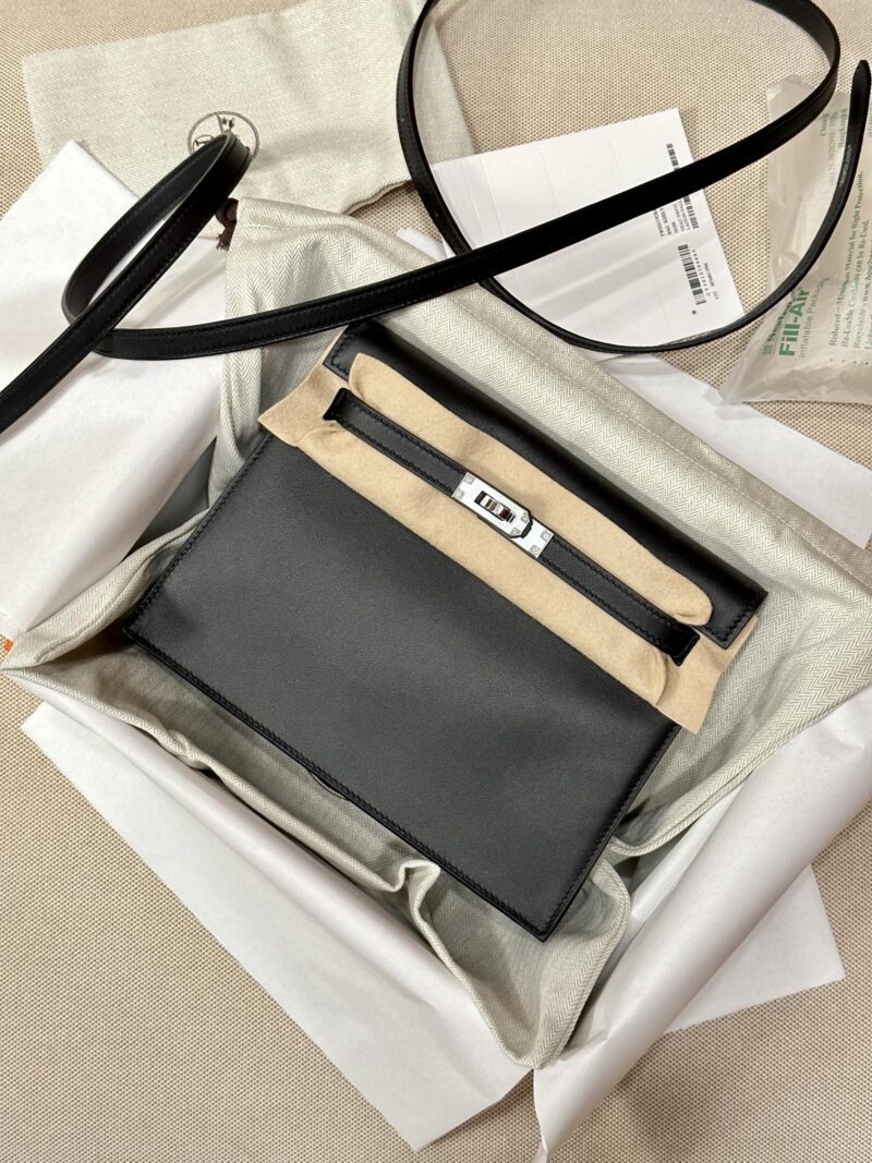 Hermès Kelly Danse 22 Swift Noir Silver Hardware