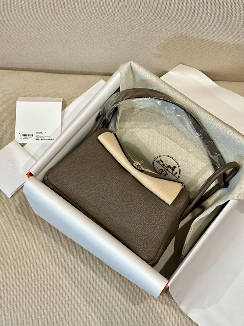Hermès Lindy 26 Clemence Etain Silver Hardware