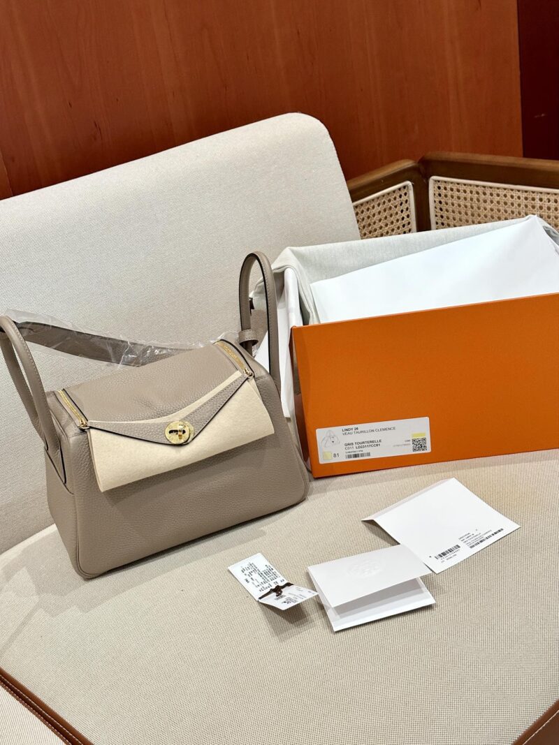 Hermès Lindy 26 Clemence Gris Tourterelle Gold Hardware