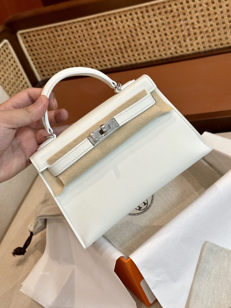 Hermès Mini Kelly Swift Blanc Silver Hardware - Image 4