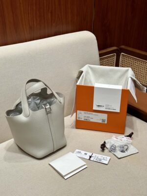 Hermès Picotin 18 Taurillon Clemence Gris Pearl Silver Hardware