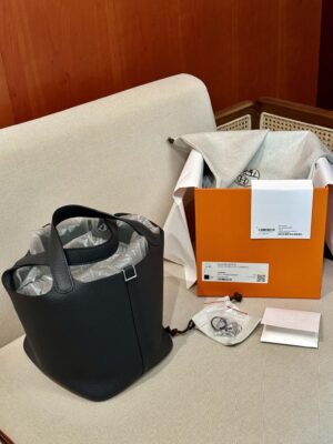 Hermès Picotin 22 Clemence Caban Silver Hardware