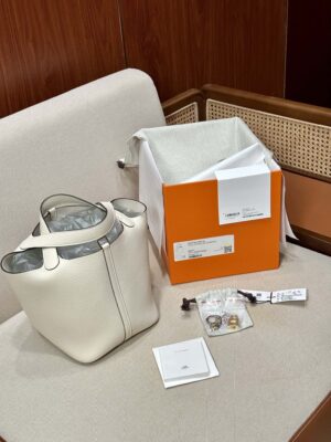 Hermès Picotin 22 Taurillon Clemence Nata Gold Hardware