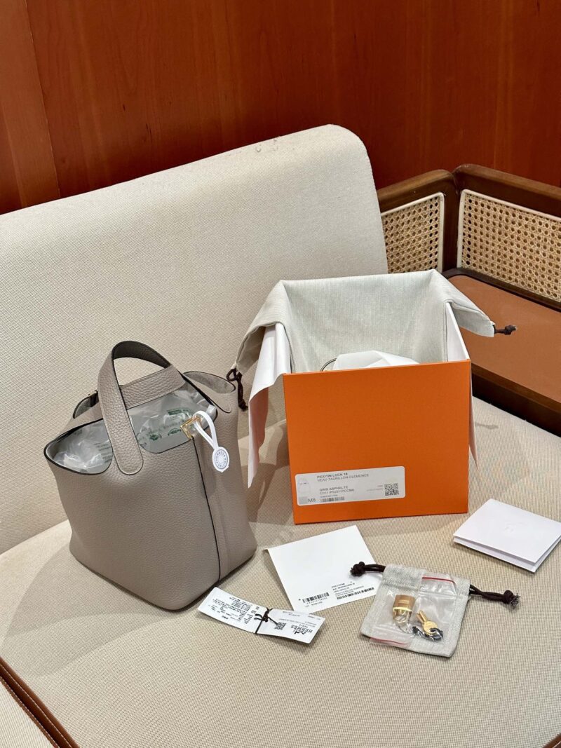 Hermès Picotin 18 Clemence Gris Asphalt Gold Hardware - Image 2