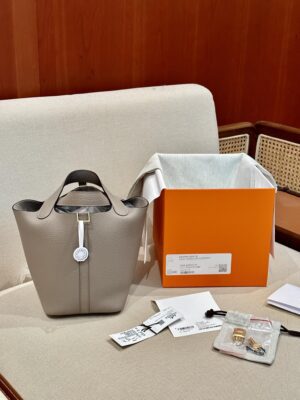 Hermès Picotin 18 Taurillon Clemence Gris Asphalt Gold Hardware