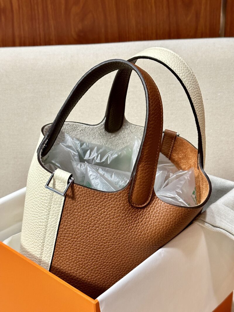 Hermès Picotin 18 Taurillon Clemence Nata & Etoupe Silver Hardware - Image 3