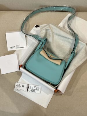 Hermès Mini Lindy 20 Swift Atoll Gold Hardware