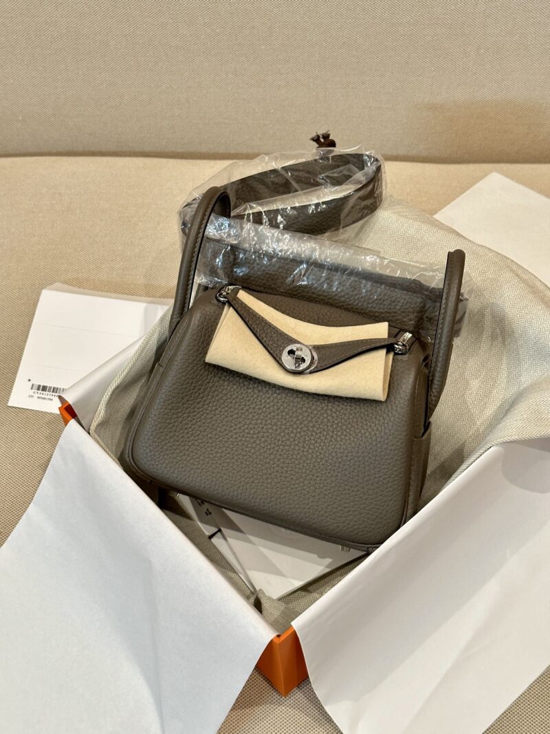 Hermès Mini Lindy 19 Taurillon Clemence Etain Silver Hardware