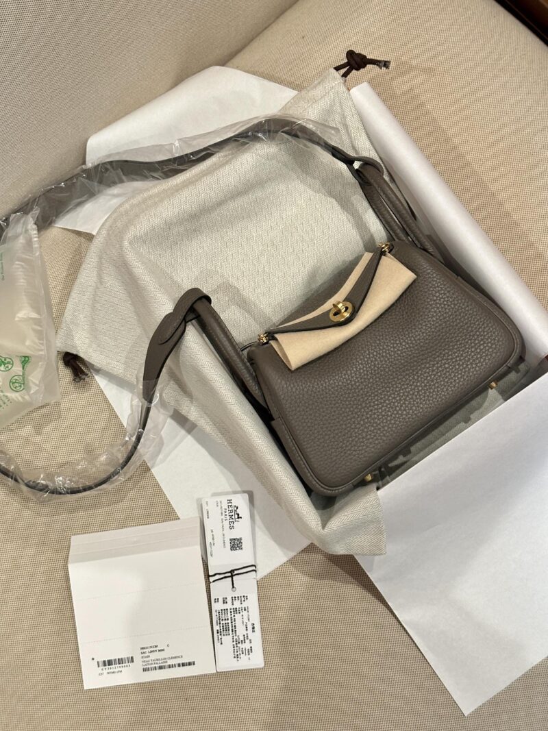 Hermès Mini Lindy 20 Taurillon Clemence Etain Gold Hardware