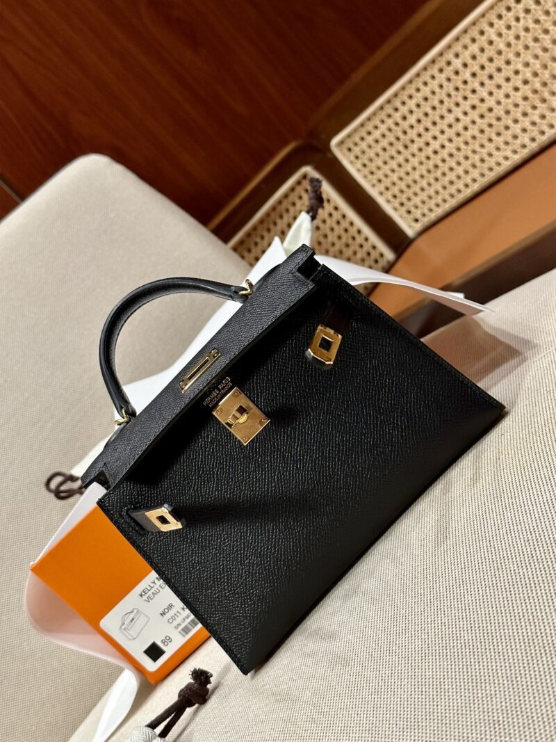 Hermès Mini Kelly Epsom Noir Gold Hardware - Image 9