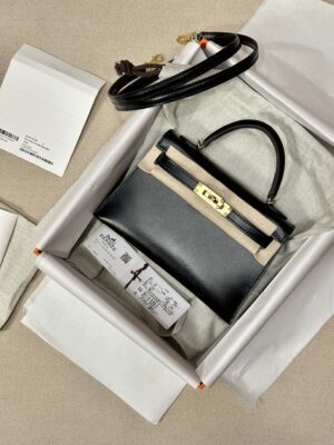 Hermès Mini Kelly 19 Box Calf Noir Gold Hardware