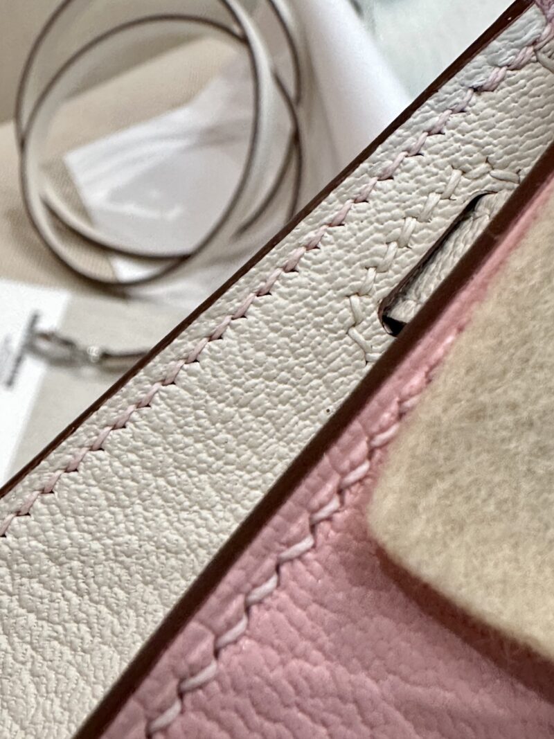 Hermès Mini Kelly 19 Chevre Rose Sakura & Nata Silver Hardware - Image 13