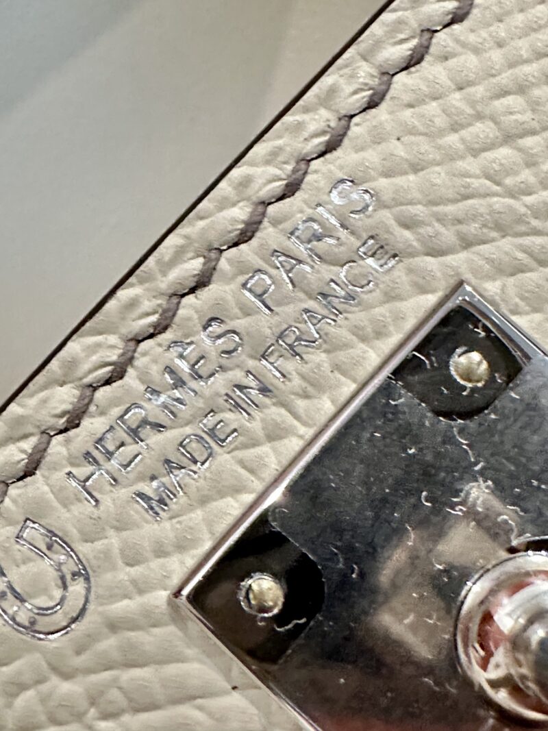 Hermès Mini Kelly 19 Epsom Craie & Gris Asphalt Silver Hardware - Image 13