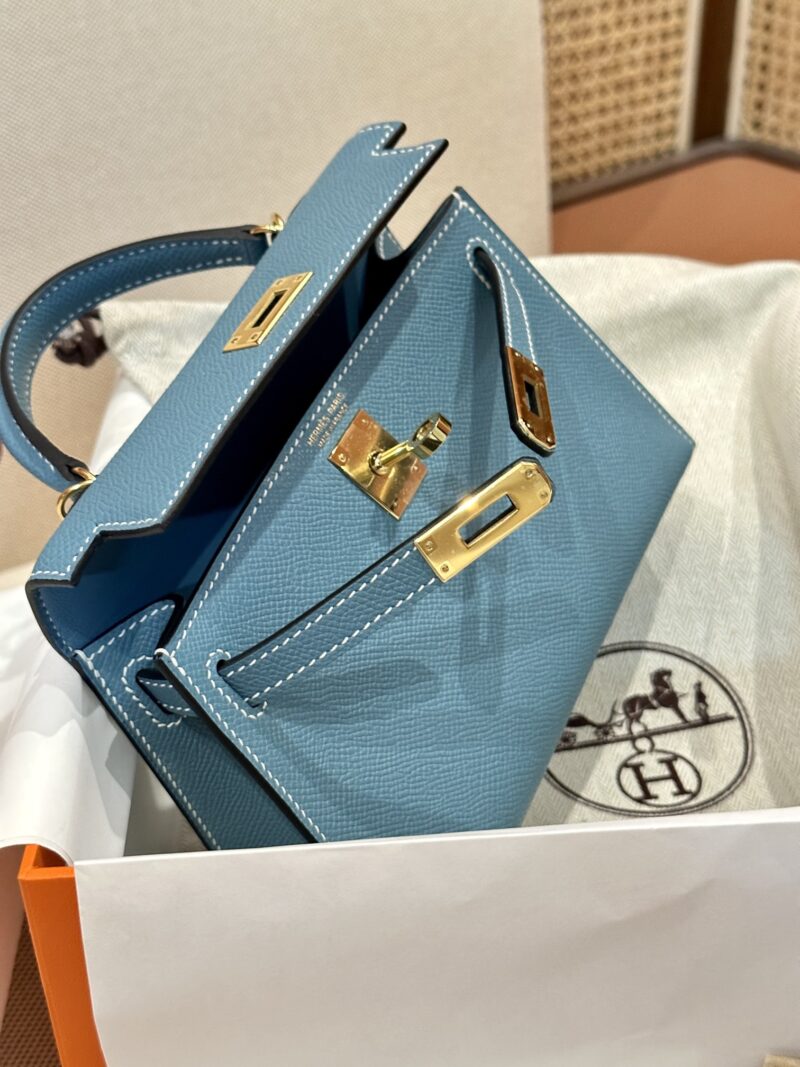 Hermès Mini Kelly 19 Epsom New Blue Jean Gold Hardware - Image 4