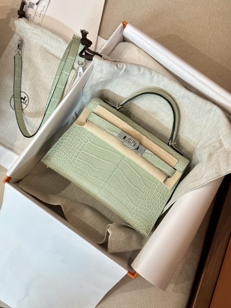 Hermès Mini Kelly 19 Matte Crocodile Vert D'eau Silver Hardware