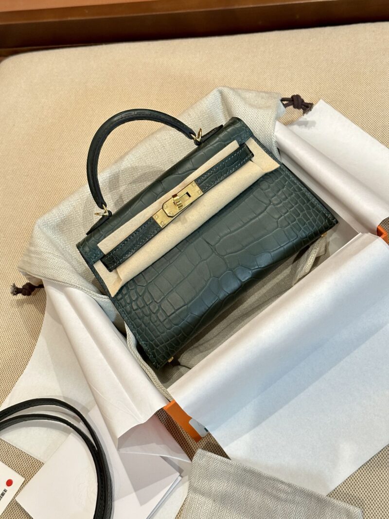 Hermès Mini Kelly Alligator Vert Cypres Gold Hardware