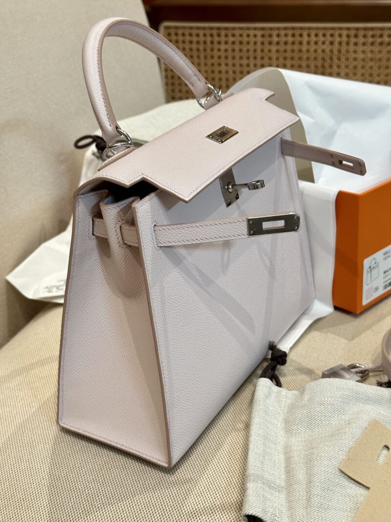 Hermès Kelly 25 Epsom Mauve Silver Hardware - Image 4