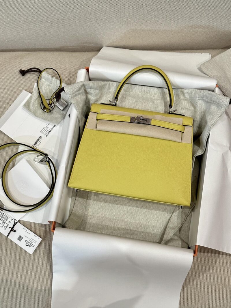 Hermès Kelly 25 Epsom Jaune de Naples Silver Hardware
