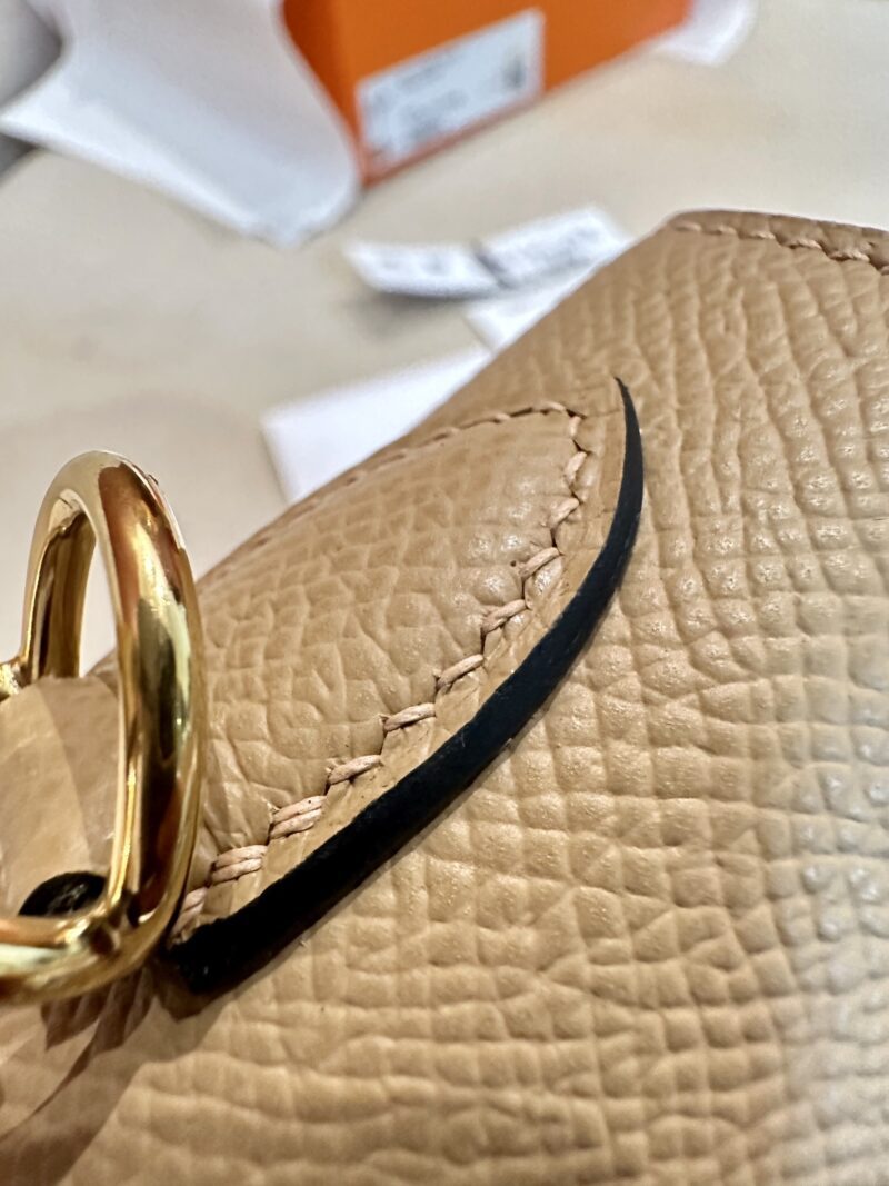 Hermès Kelly 25 Epsom Chai, Gold Gold Hardware - Image 14