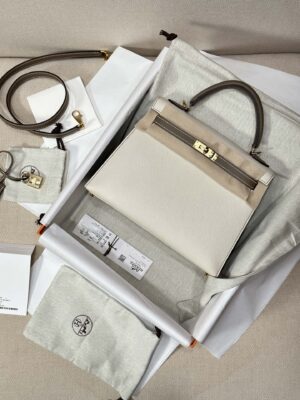 Hermès Kelly 25 Epsom Craie, Etoupe Gold Hardware