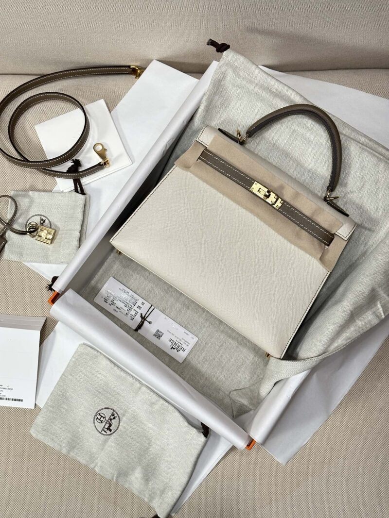 Hermès Kelly 25 Epsom Craie, Etoupe Gold Hardware