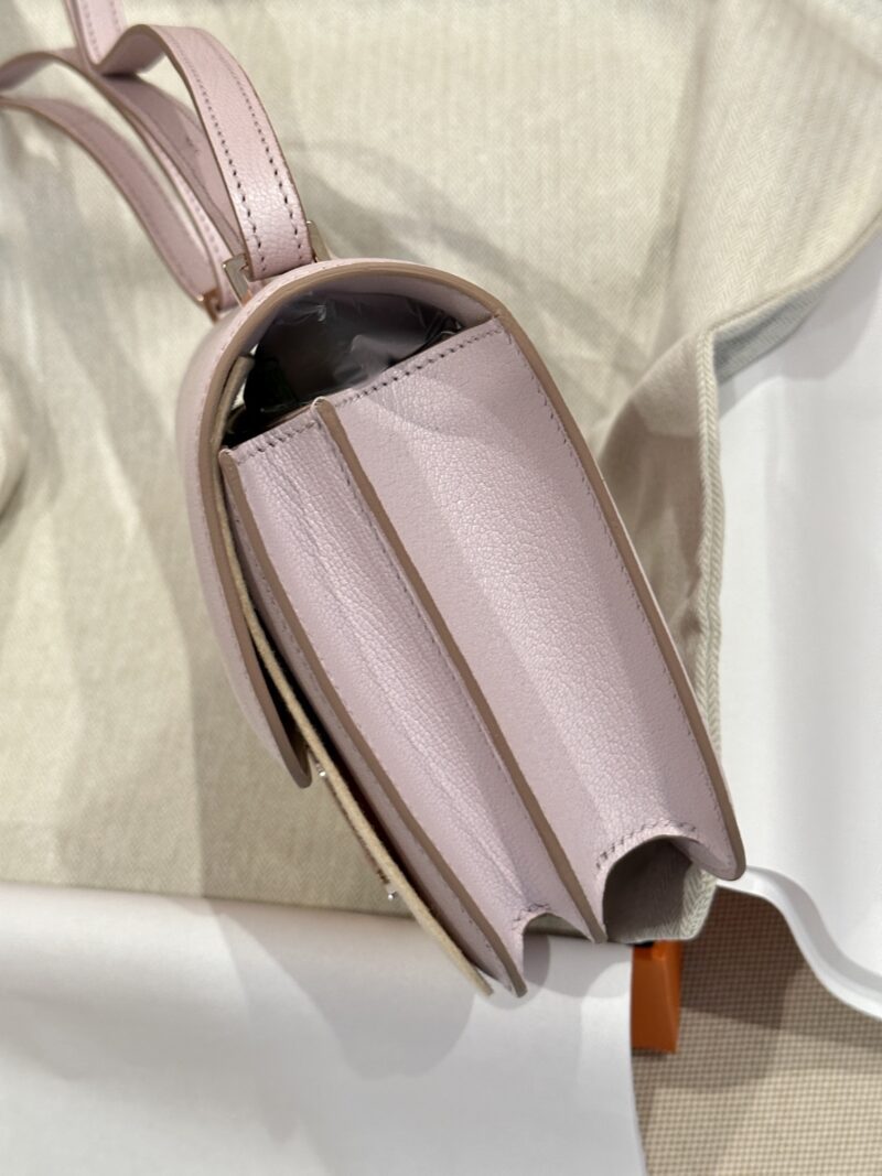 Hermès Constance 19 Mauve Pale, Rose Gold Chevre Gold Hardware - Image 3