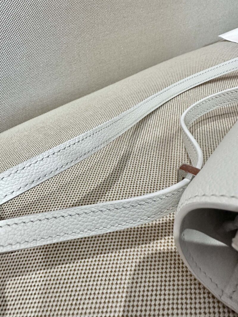 Hermès Constance 19 Blanc Chevre Palladium Hardware