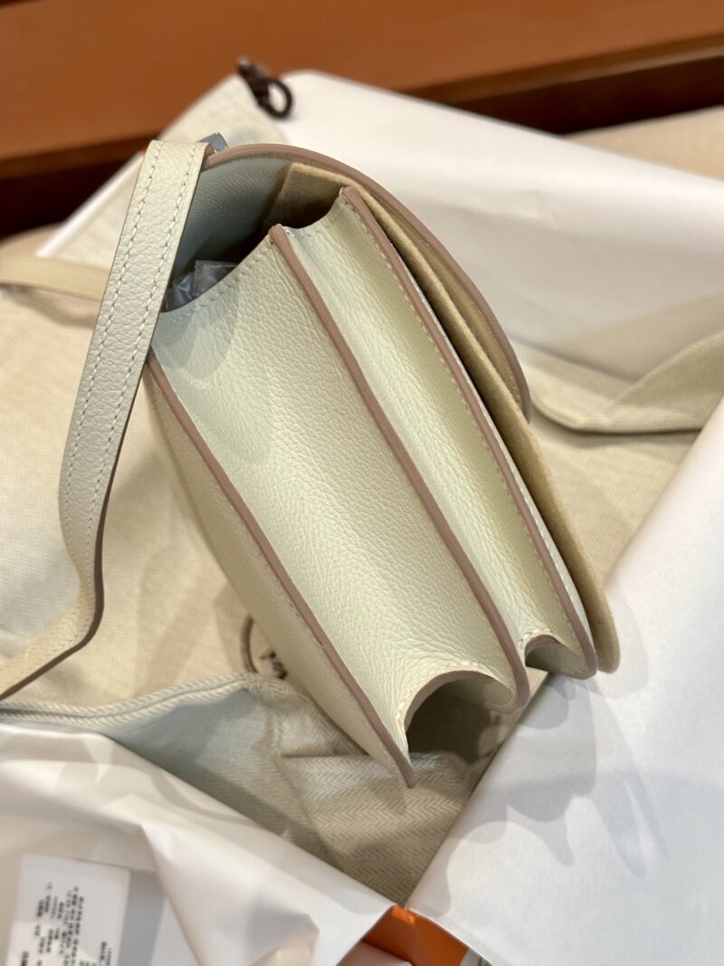 Hermès Constance 19 Craie Evercolor Palladium Hardware - Image 2
