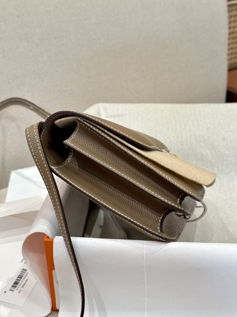 Hermès Constance 19 Etoupe, Rose Gold Epsom Gold Hardware - Image 11