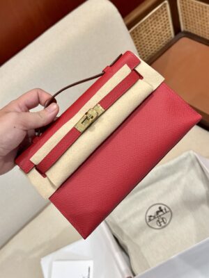 Hermès Kelly Pochette Rouge Casaque, Gold Epsom Gold Hardware