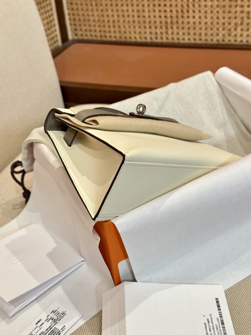 Hermès Kelly Pochette Nata, Gris Asphalt Swift Palladium Hardware