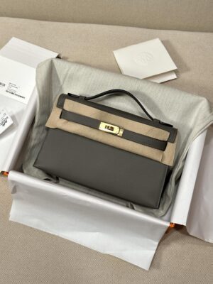 Hermès Kelly Pochette Etain Swift Gold Hardware