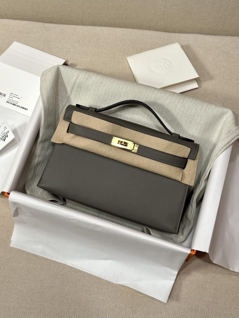 Hermès Kelly Pochette Etain Swift Gold Hardware