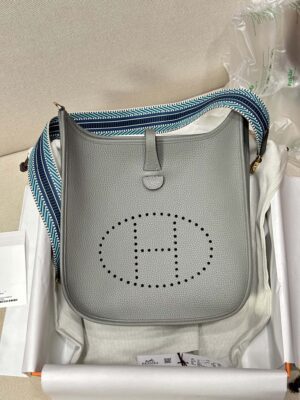 Hermès Evelyne 29 Taurillon Clemence Gris Meyer Gold Hardware