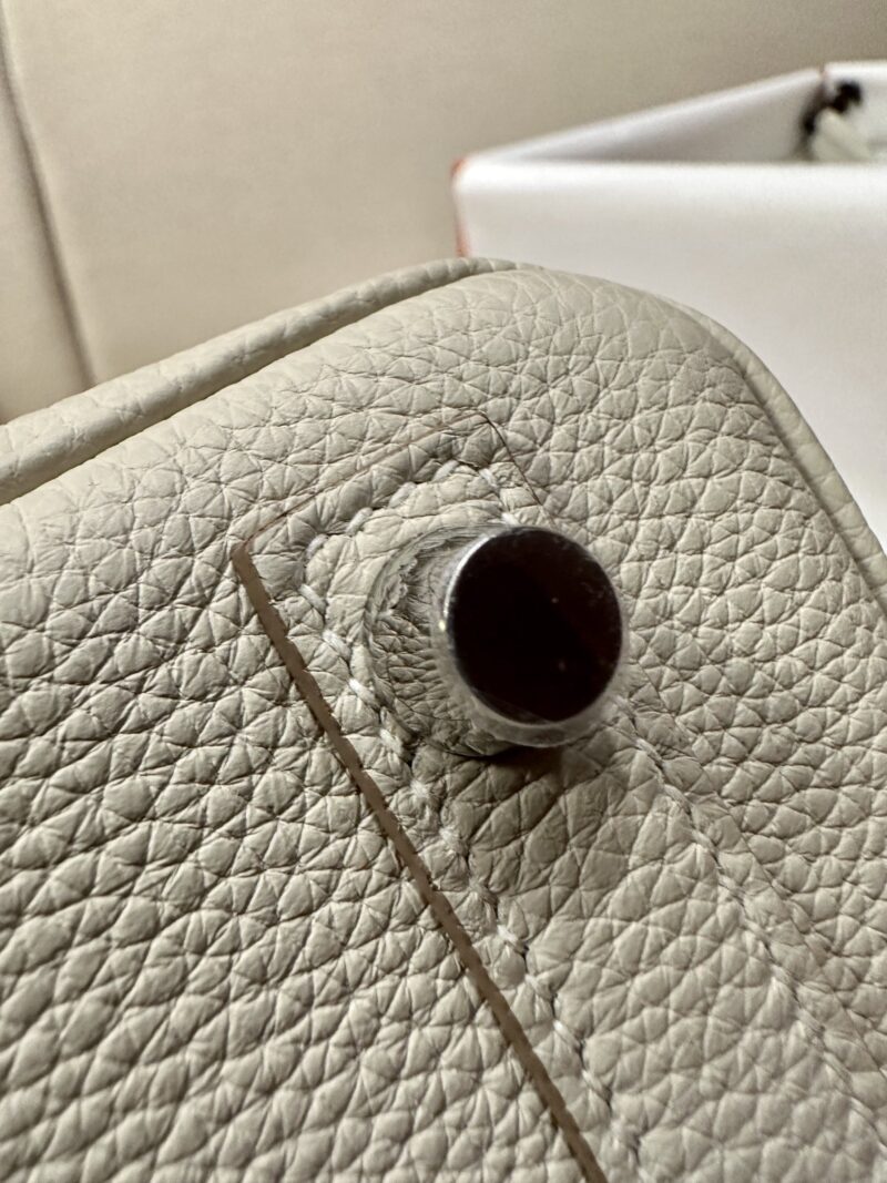 Hermès Birkin 25 Craie Togo Palladium Hardware - Image 8