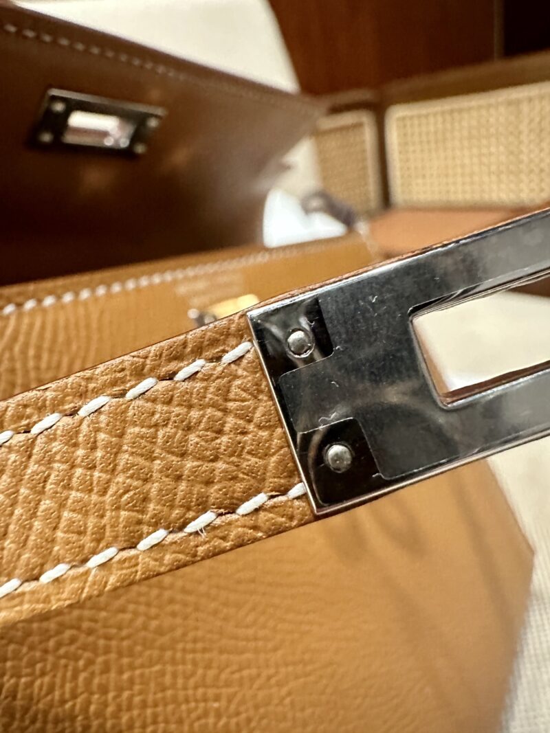 Hermès Mini Kelly 19 Epsom Gold Gold Hardware - Image 13