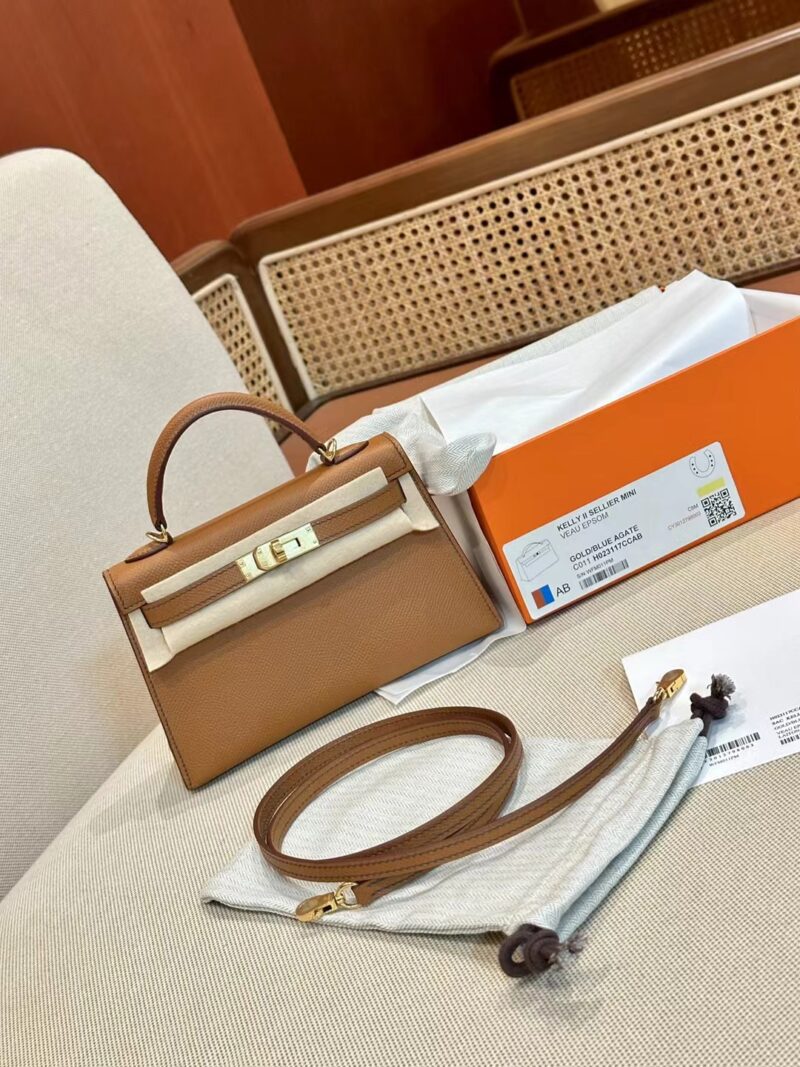 Hermès Mini Kelly 19 Gold & Deep Blue Gold Hardware