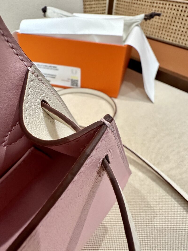 Hermès Mini Kelly 19 Chevre Rose Sakura & Nata Silver Hardware - Image 8