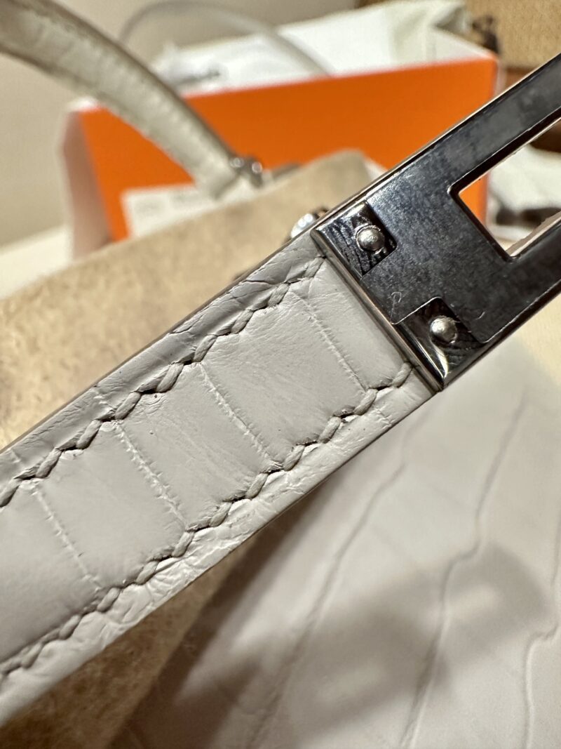 Hermès Mini Kelly Matte Alligator Beton Silver Hardware - Image 21