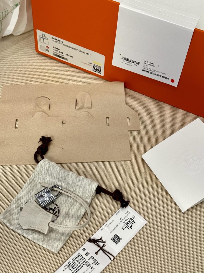 Hermès Birkin 25 Beton Crocodile, Togo Palladium Hardware - Image 8