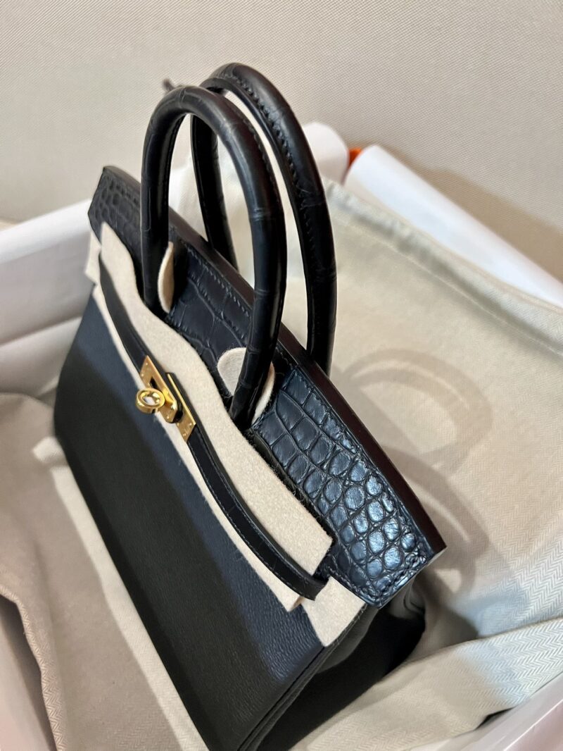 Hermès Birkin 25 Noir Togo, Crocodile Gold Hardware - Image 3