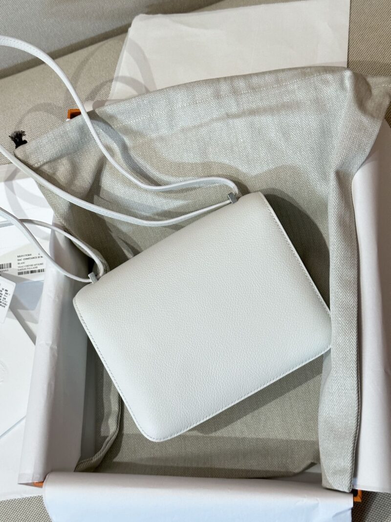 Hermès Constance 19 Blanc Chevre Palladium Hardware
